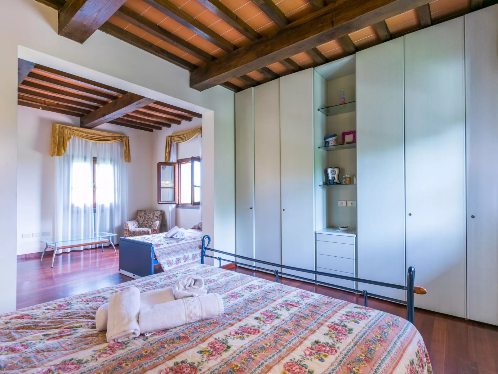 Villa Elena-Inside