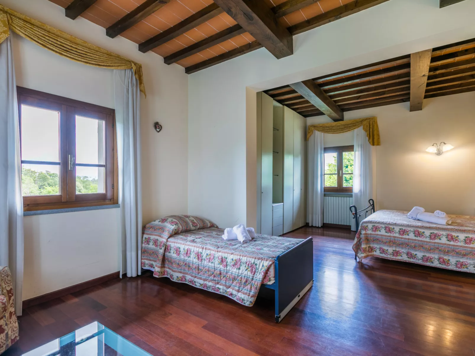 Villa Elena-Inside