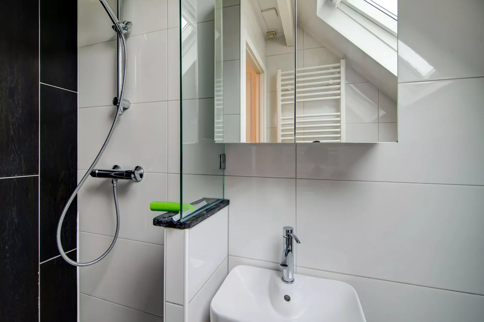 Nr 48-Bathroom