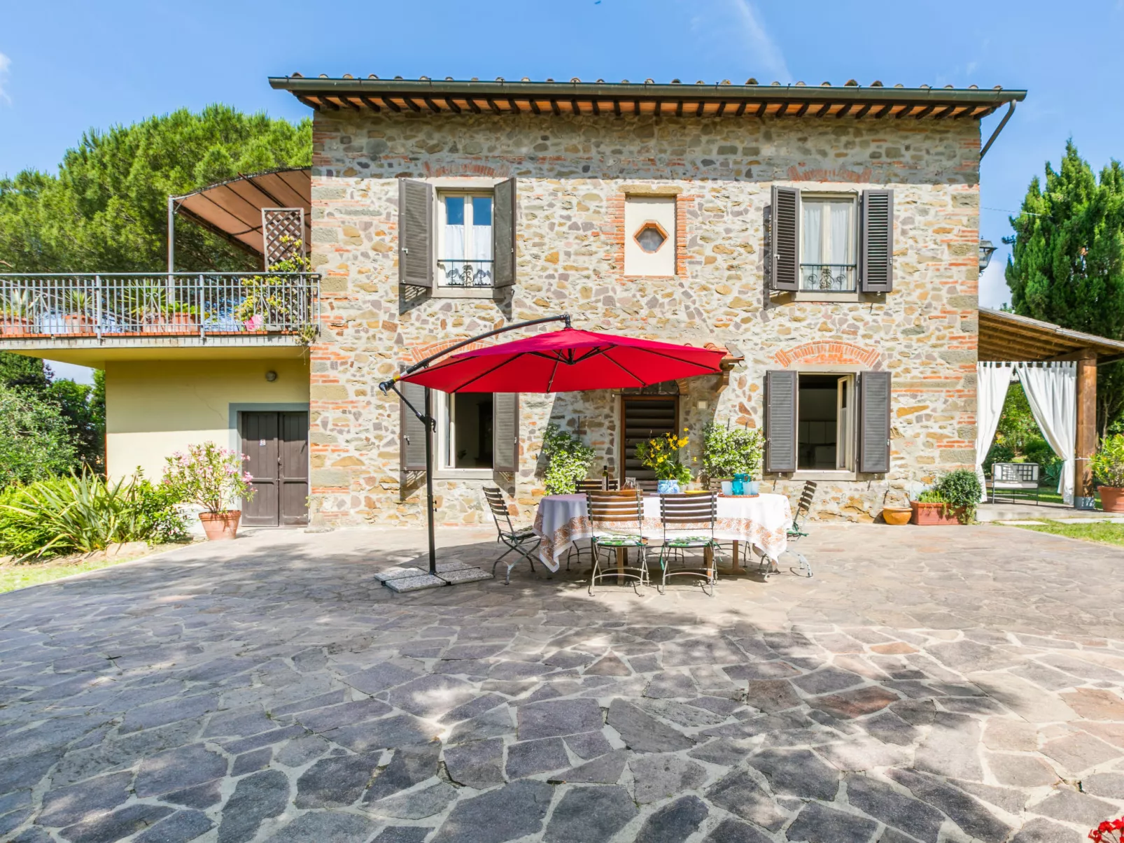 Tenuta La Colonna-Outside