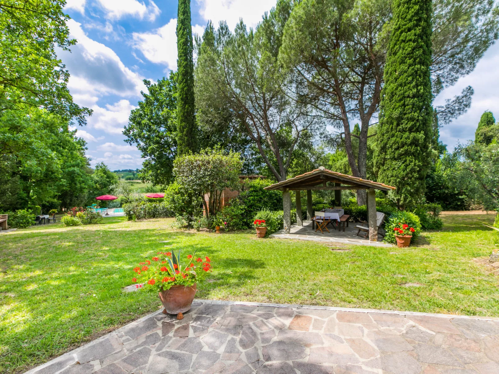 Tenuta La Colonna-Outside