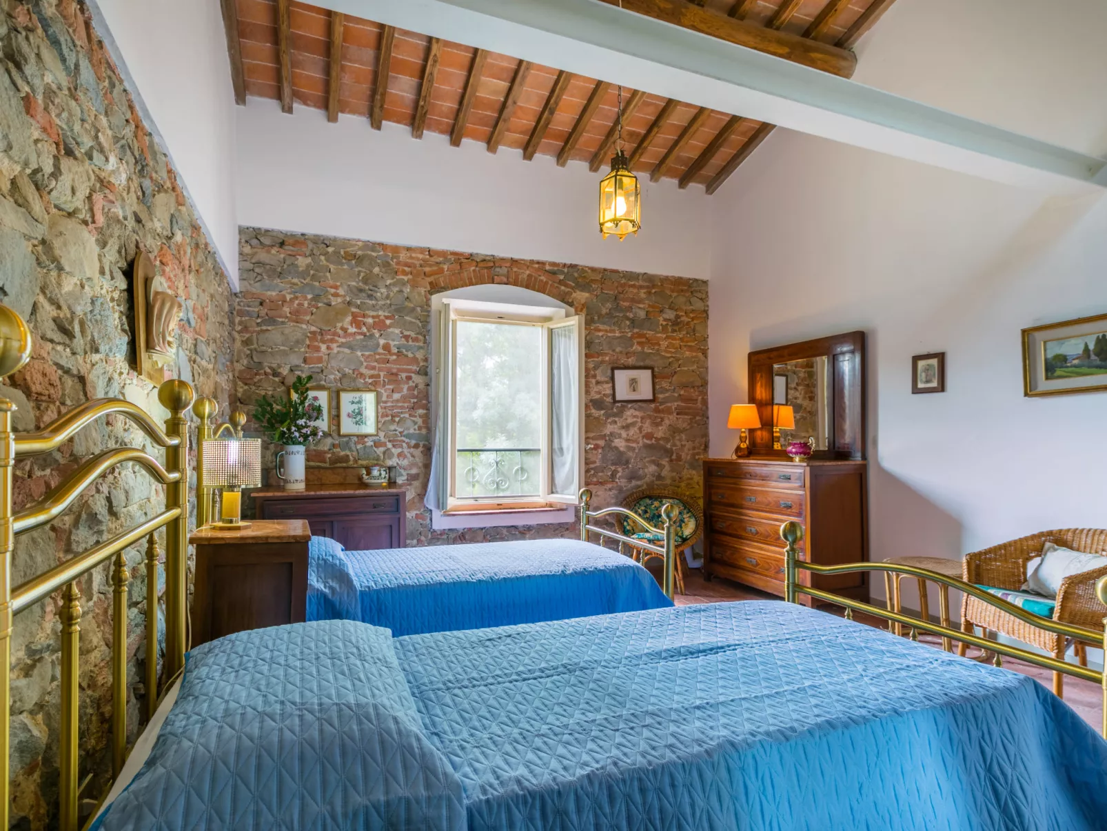 Tenuta La Colonna-Inside