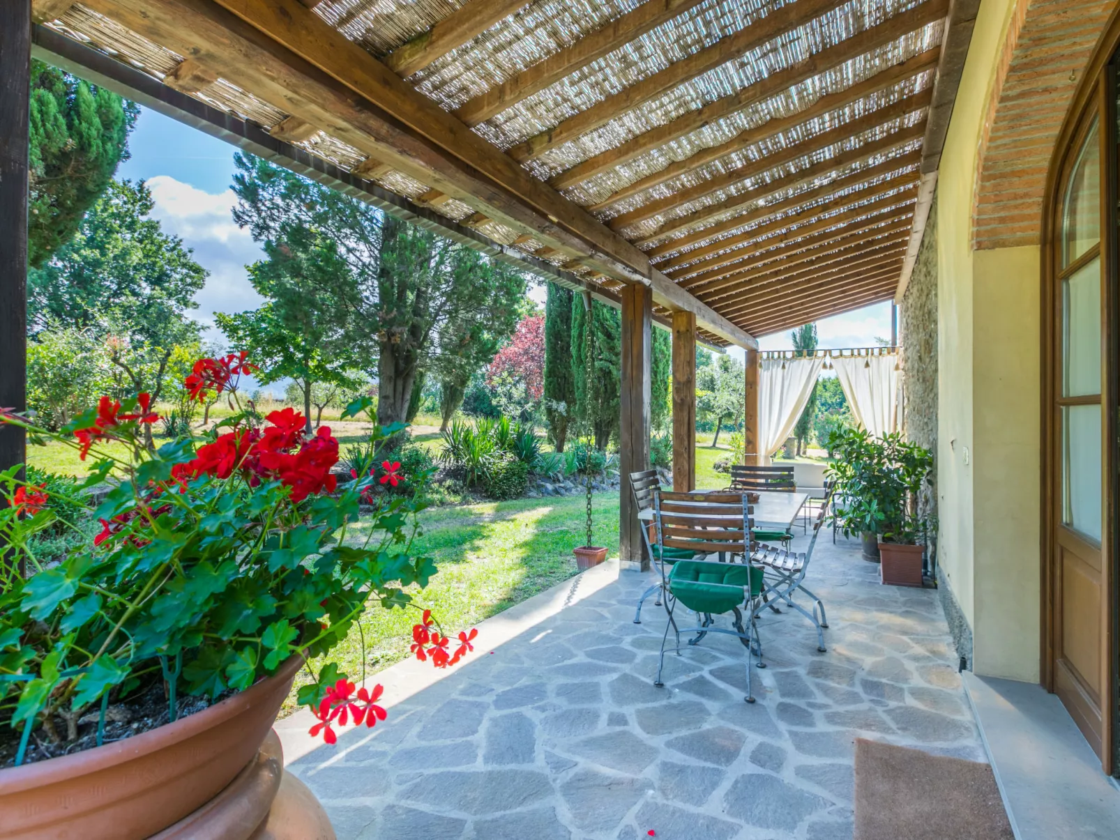 Tenuta La Colonna-Outside