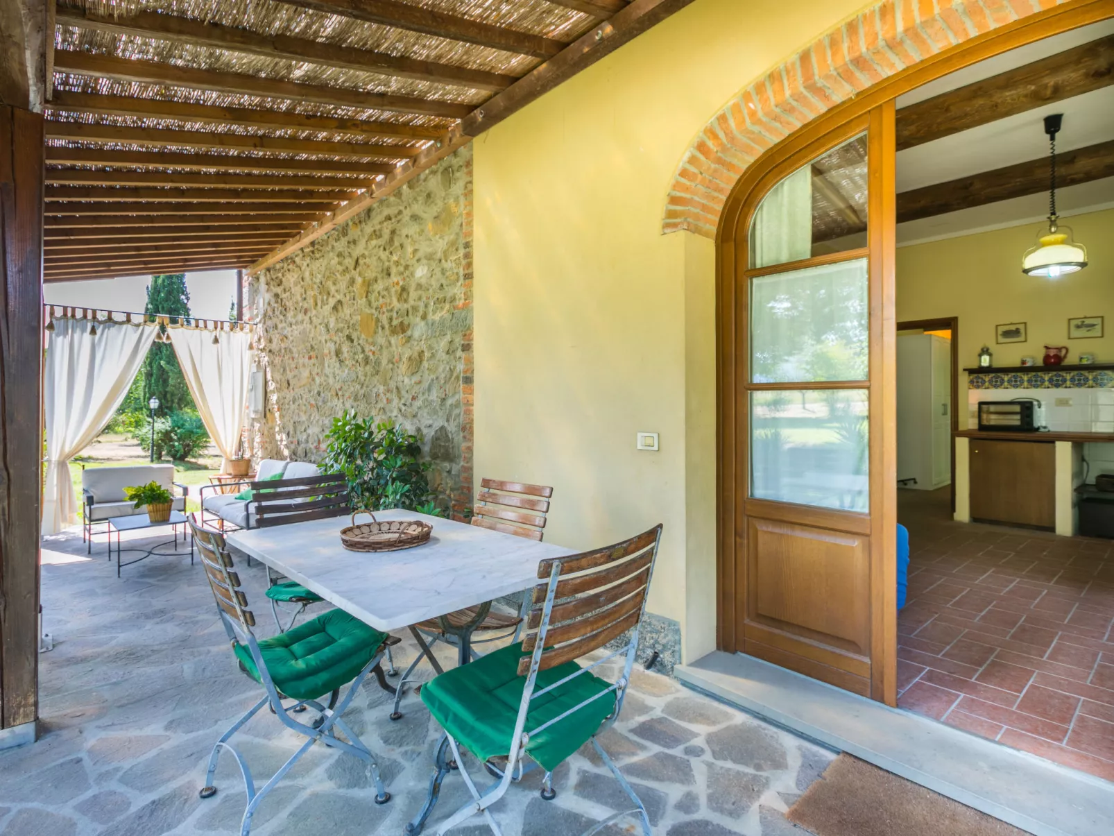 Tenuta La Colonna-Outside