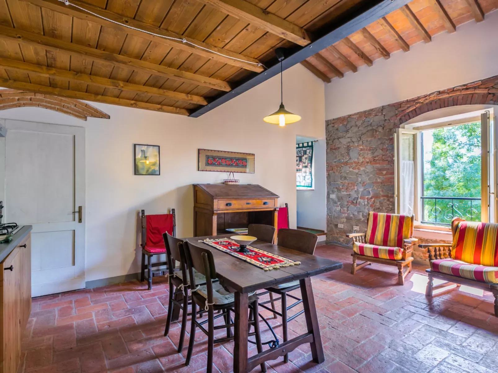 Tenuta La Colonna-Inside