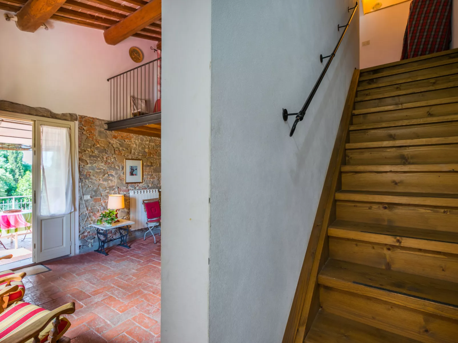 Tenuta La Colonna-Inside