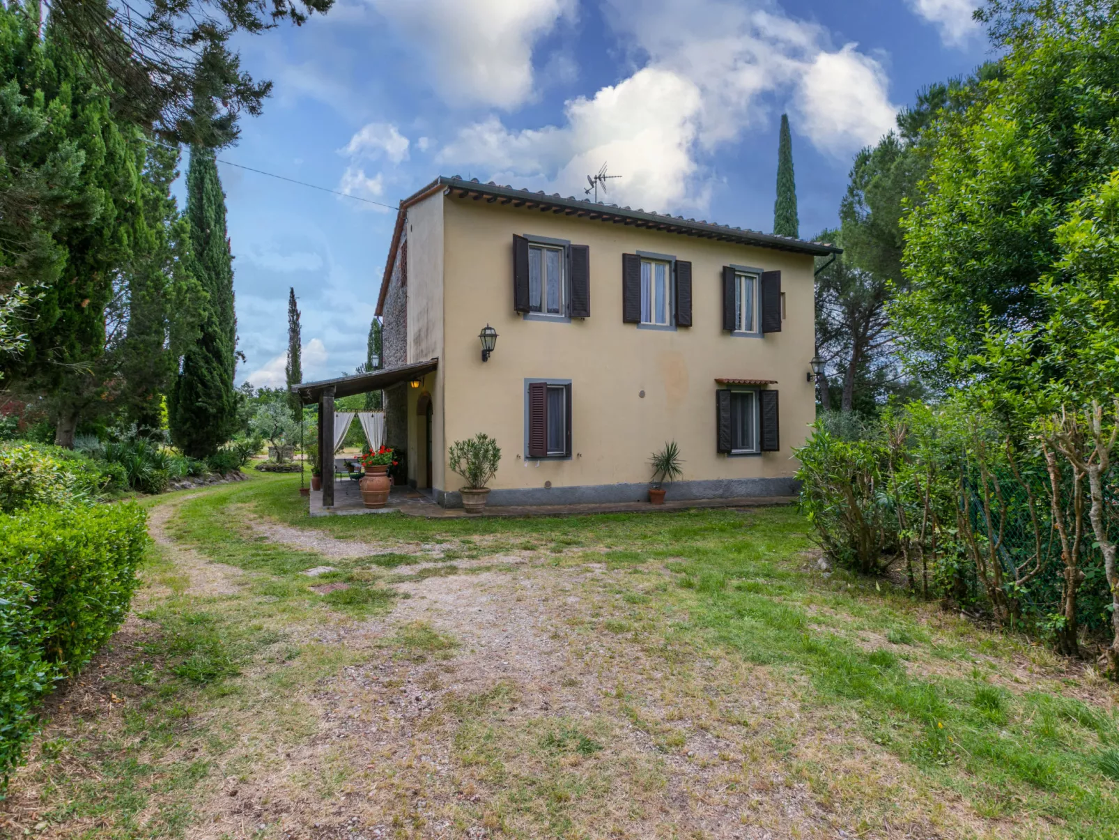 Tenuta La Colonna-Outside