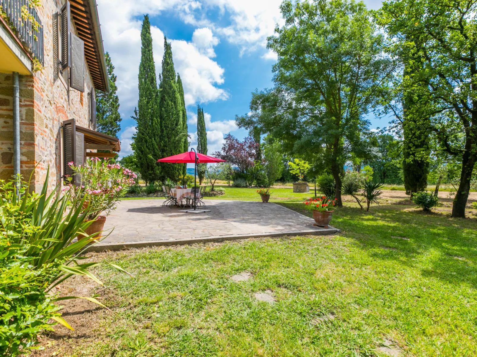 Tenuta La Colonna-Outside
