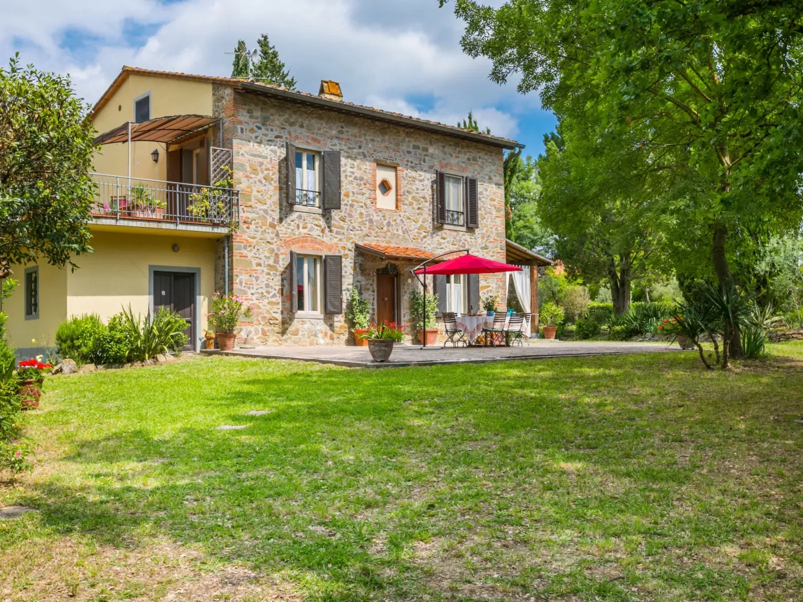 Tenuta La Colonna-Outside