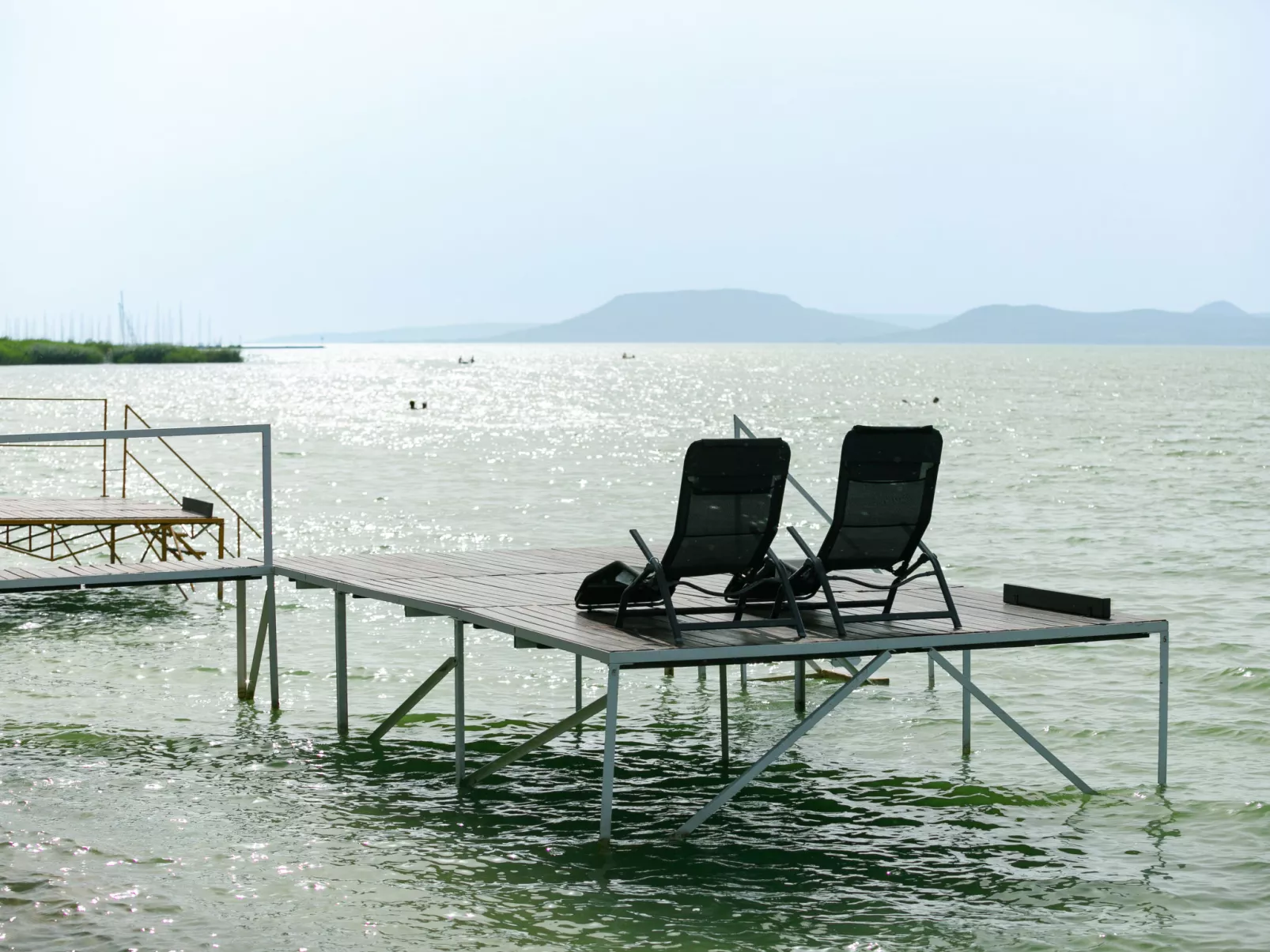 Lakefront 2-Outside