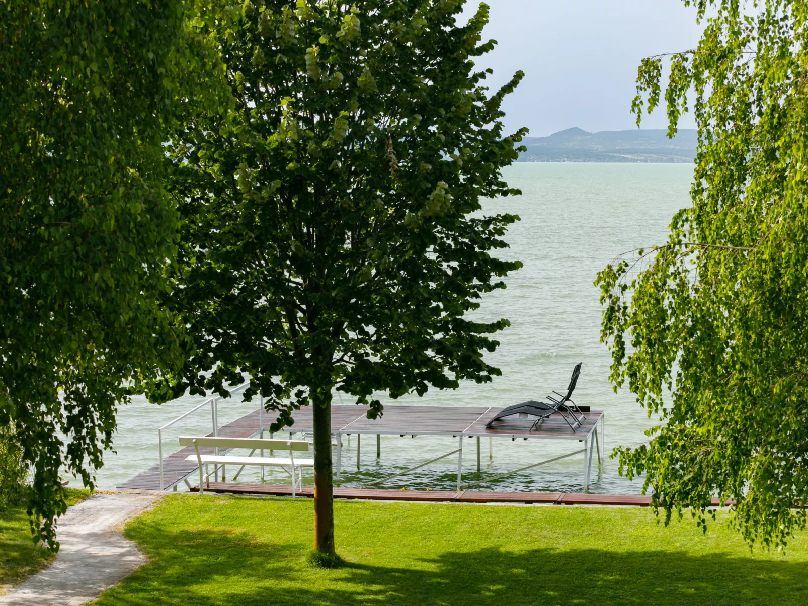 Lakefront 2-Outside