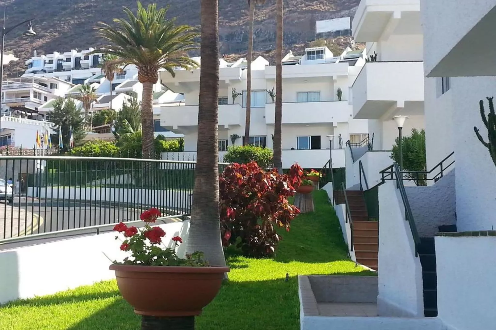 Studio El Sombrero-Exterior summer