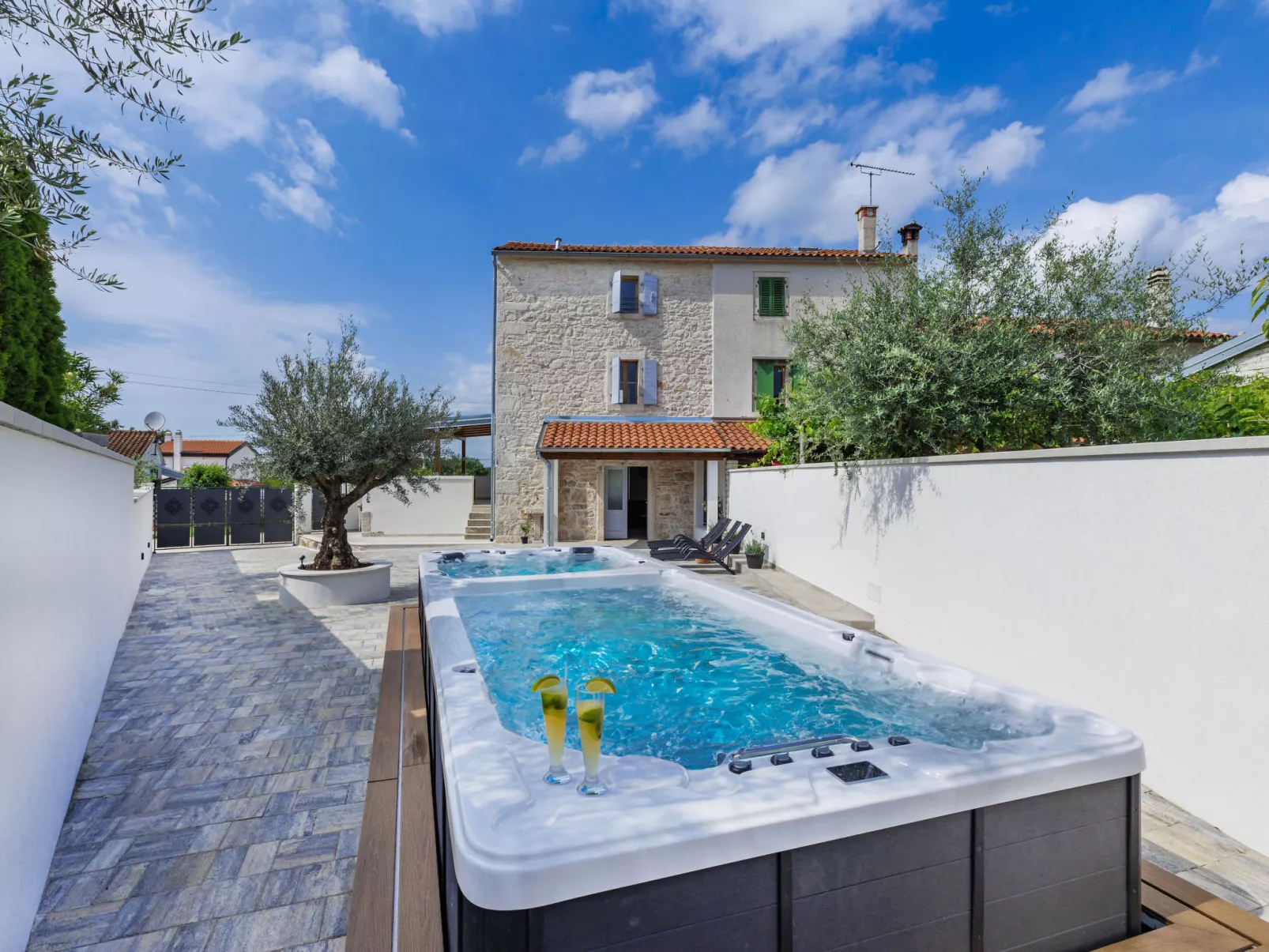 Villa Lucky-Outside