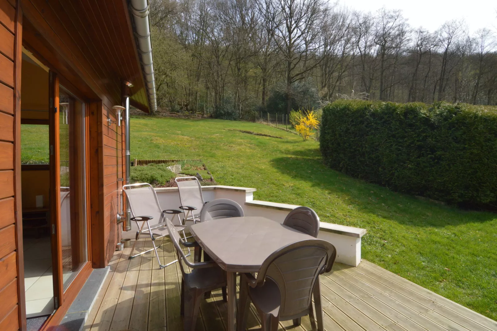 Le 51-Terrace balcony