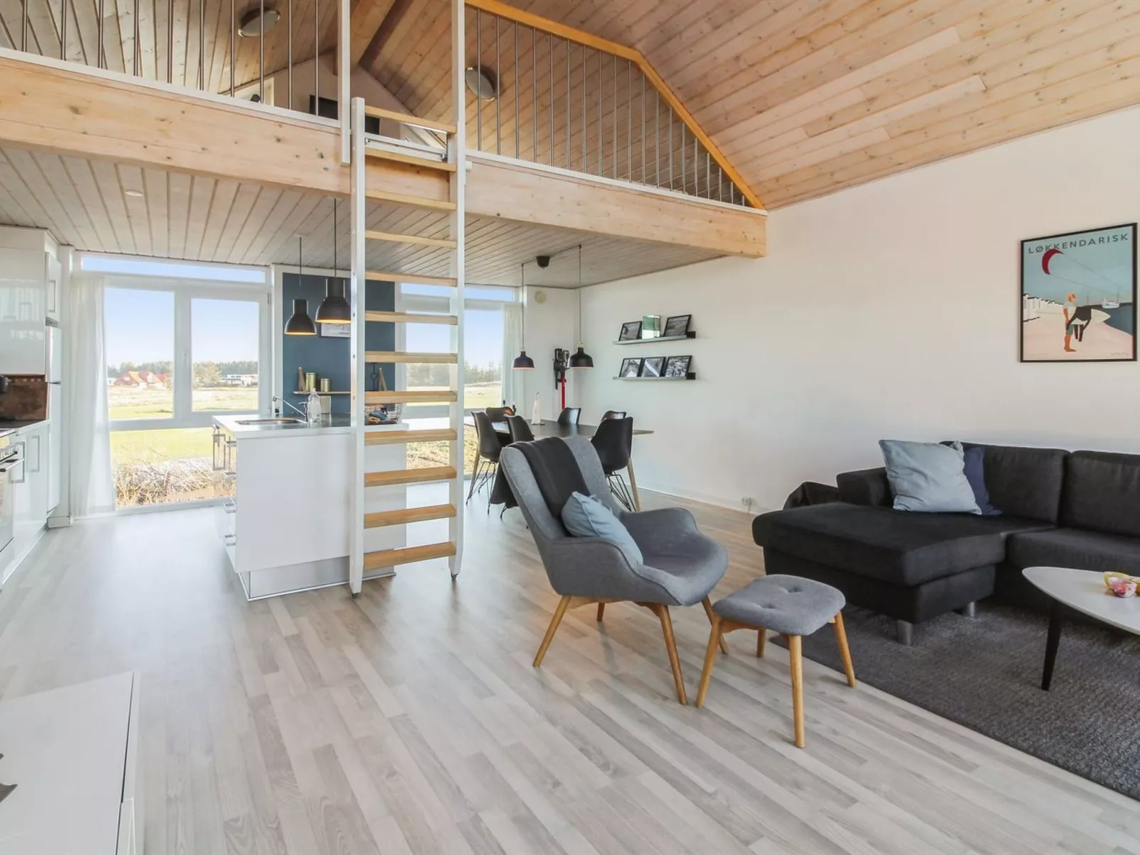 "Truls" - 700m from the sea-Inside