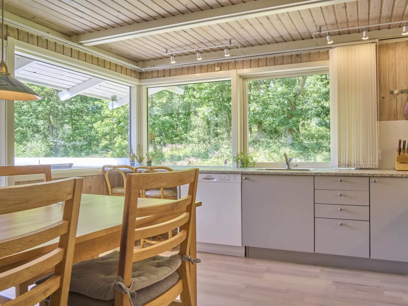 "Gjertrud" - 1km from the sea-Draußen