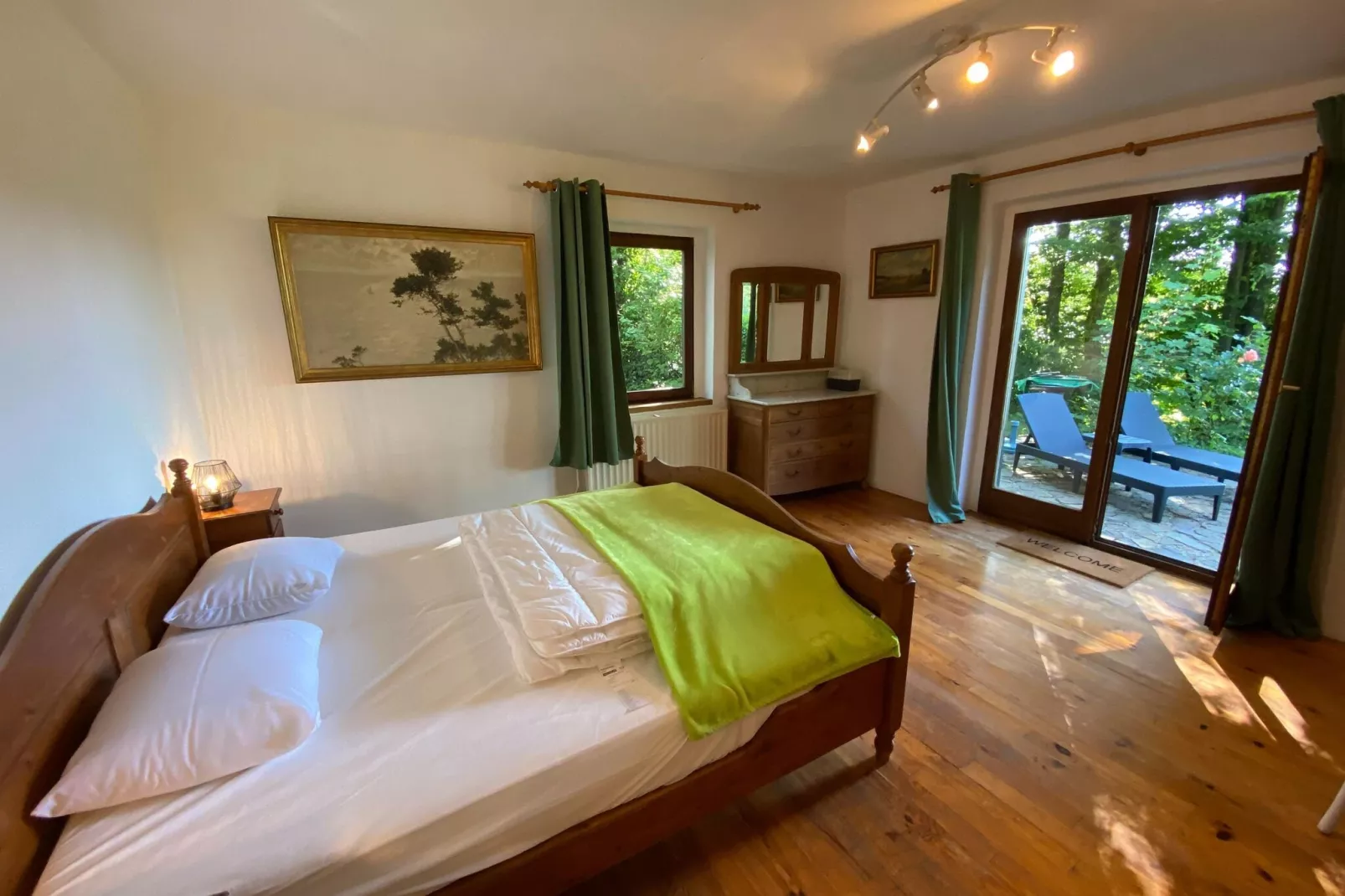 Boogie House-Bedroom