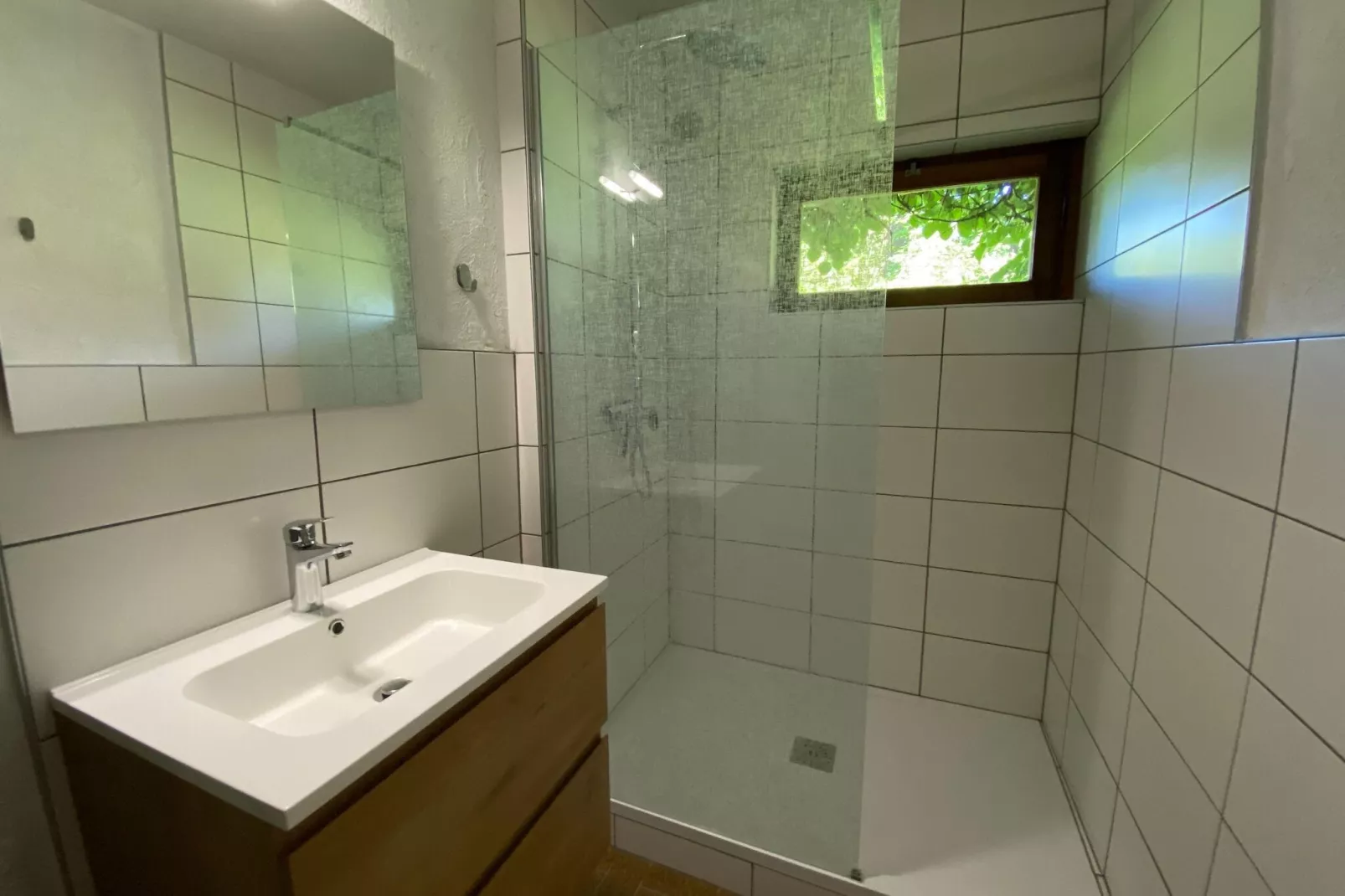 Boogie House-Bathroom