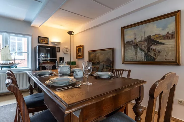 Ferienwohnung HafenPeerle-Salle à manger