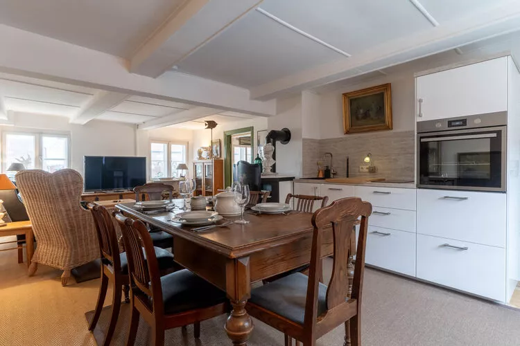 Ferienwohnung HafenPeerle-Salle à manger