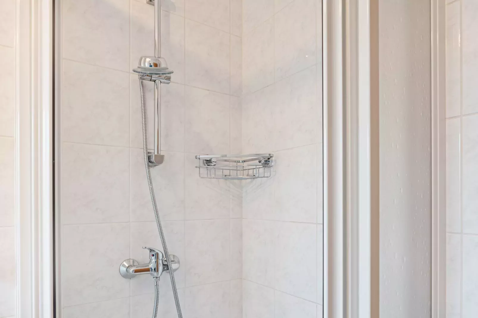 Der Kunstsammler-Bathroom