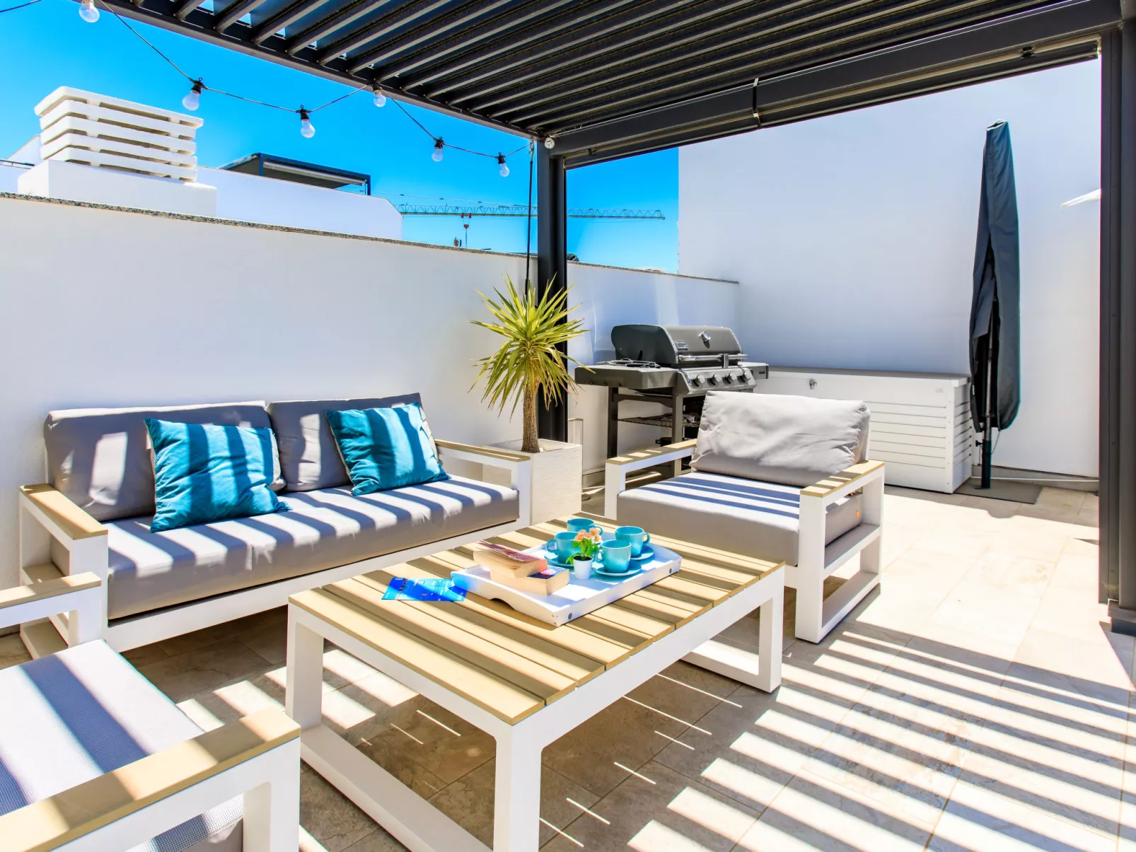 Serenebay Apartment SeaView/Roof Terrace-Drinnen