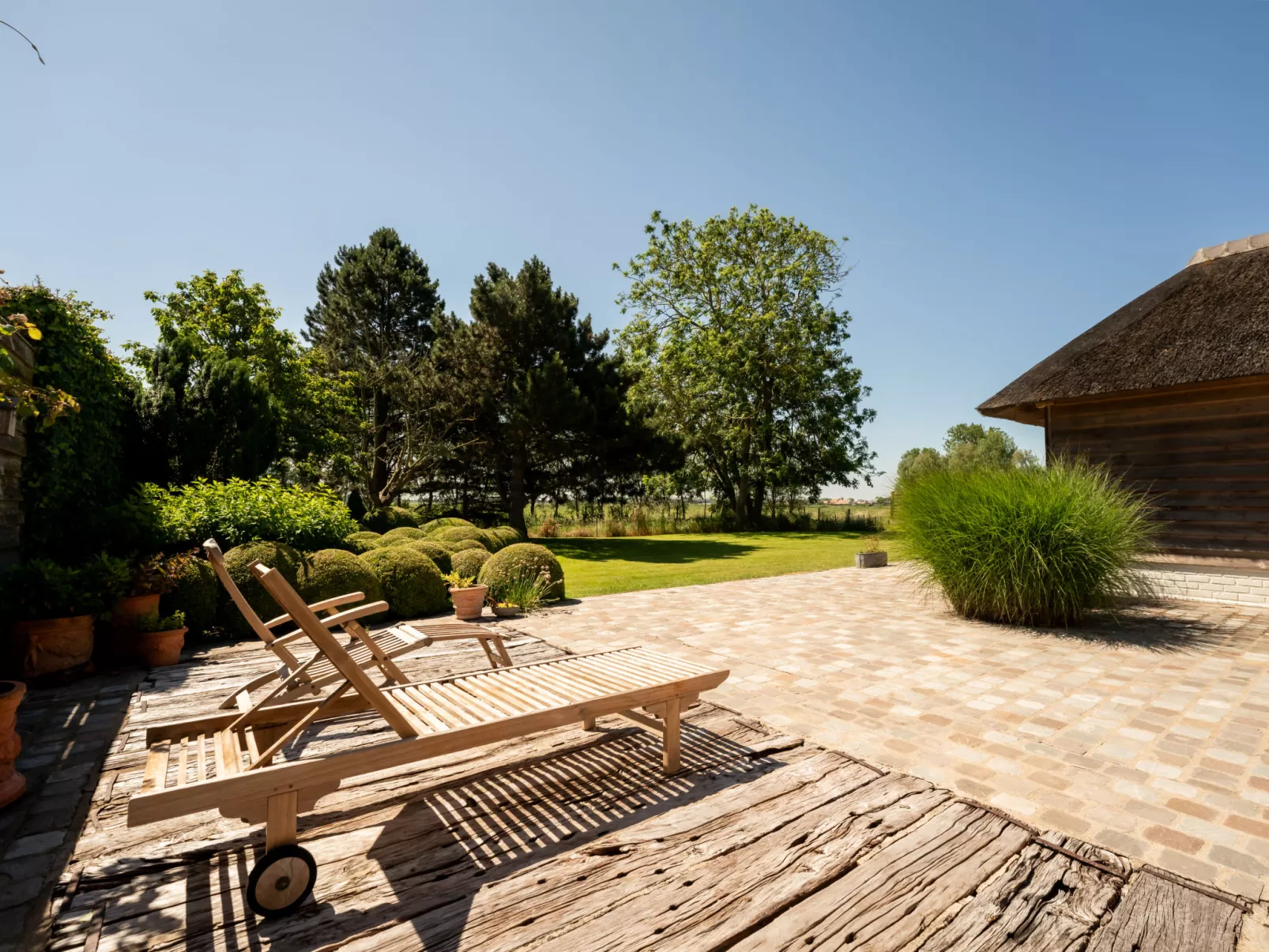 Villa Rosetree with sauna and pool table-Outside