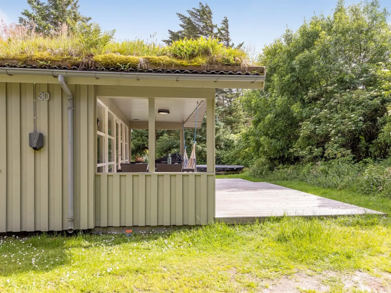 "Yngve" - 1.2km from the sea-Outside