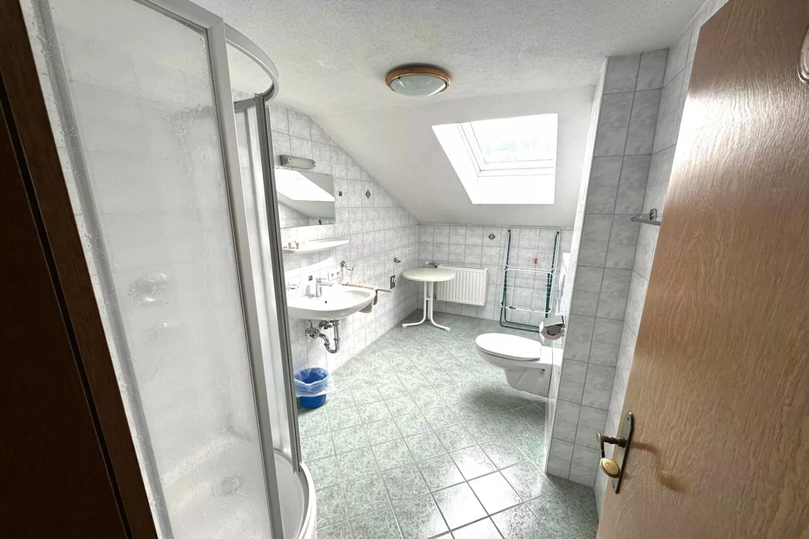 Apartment Top 10-Bathroom