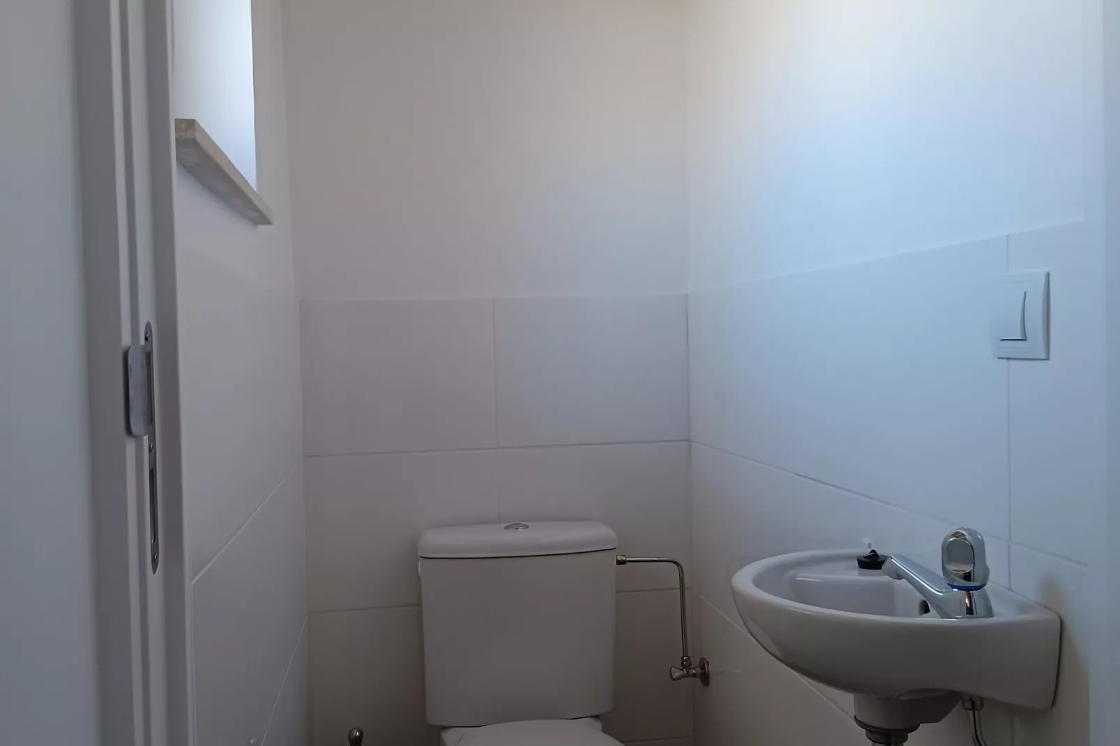 WH12-Bathroom
