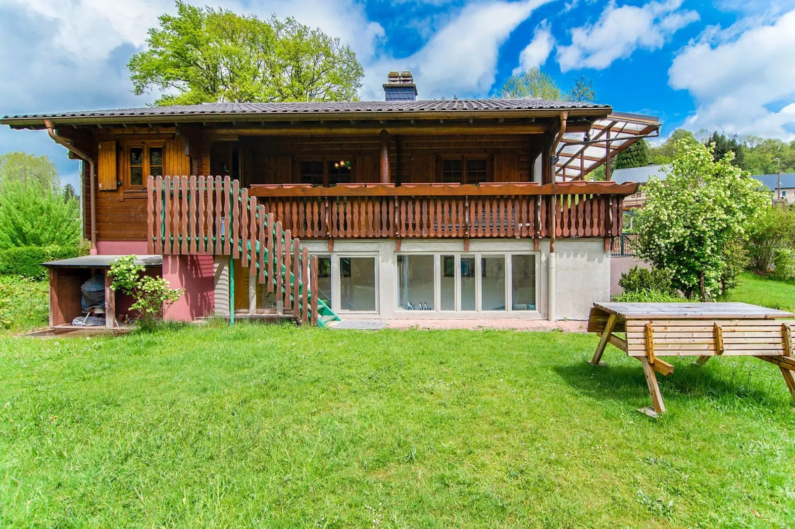 Chalet peupliers-Extérieur été