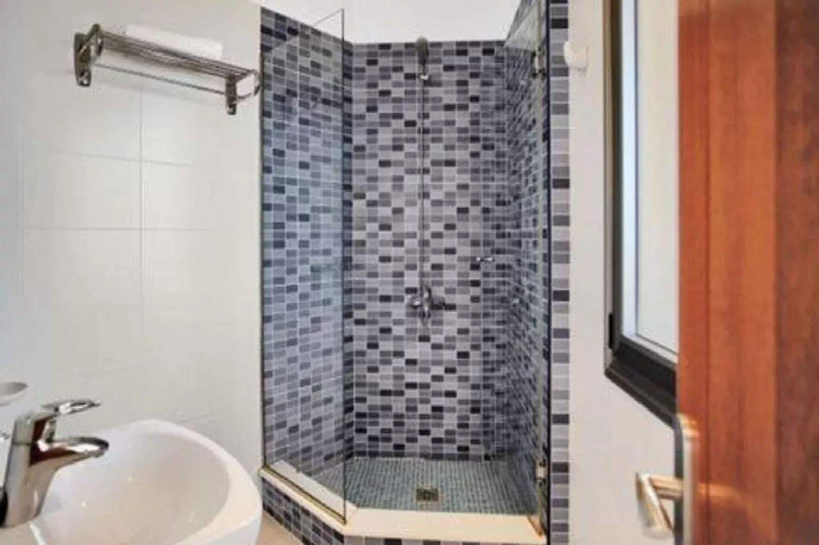 Home Holidays// Villa Home Holidays-Salle de bain