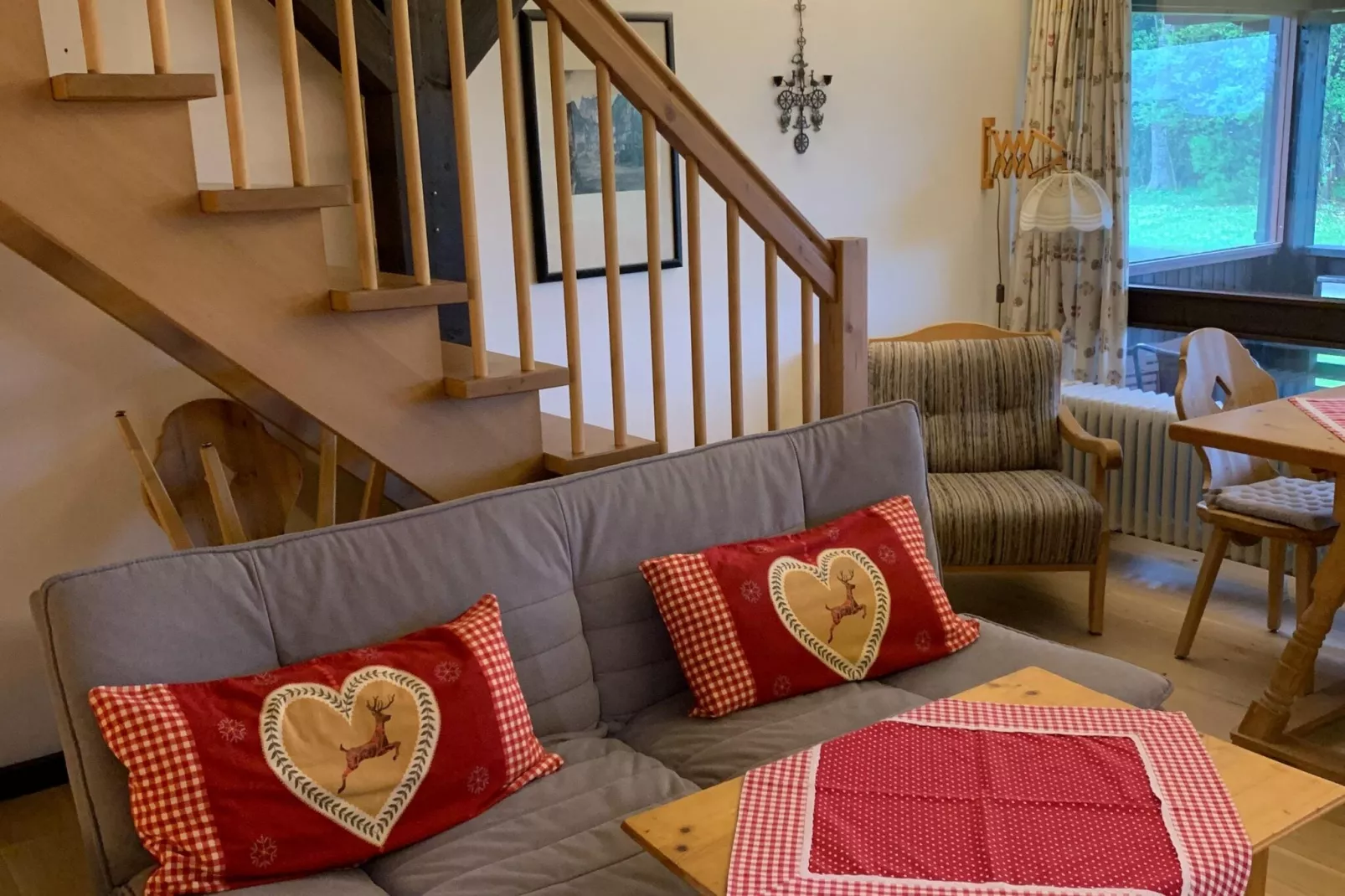 Ferienwohnung Crokus Siegsdorf-Wohnzimmer