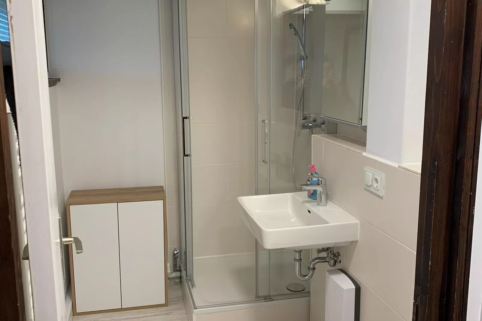 Ferienwohnung Crokus Siegsdorf-Badezimmer