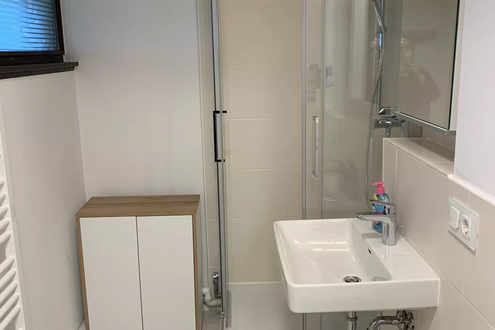 Ferienwohnung Crokus Siegsdorf-Badezimmer