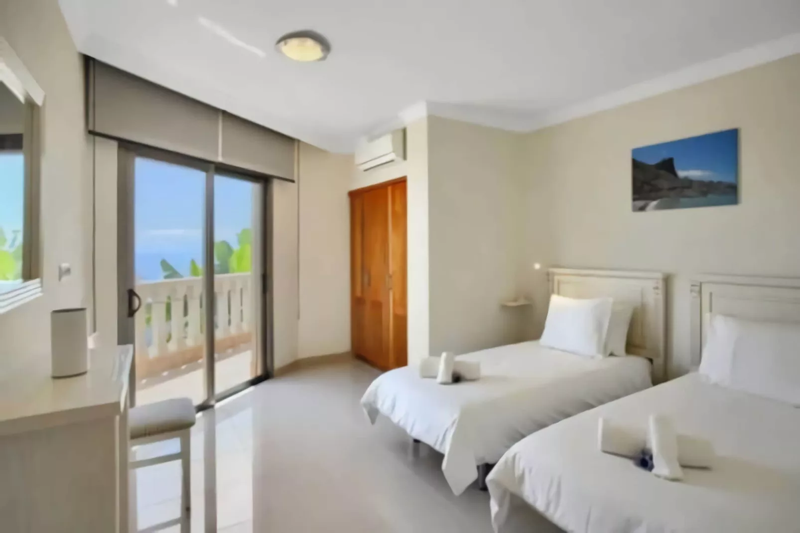 Home Holidays// Villa Home Holidays-Chambre