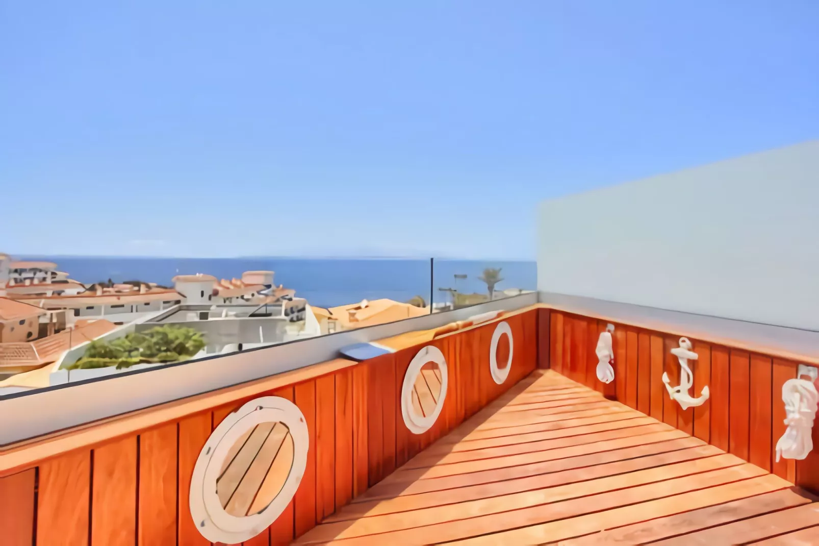 Home Holidays// Villa Home Holidays-Balcon-terrasse