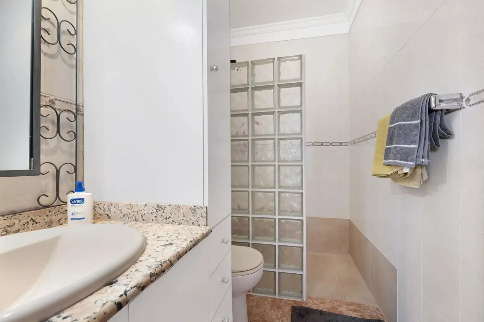 El Puerto de la Cruz-Bathroom