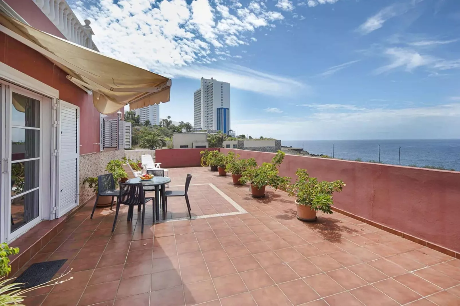 El Puerto de la Cruz-Terrace balcony
