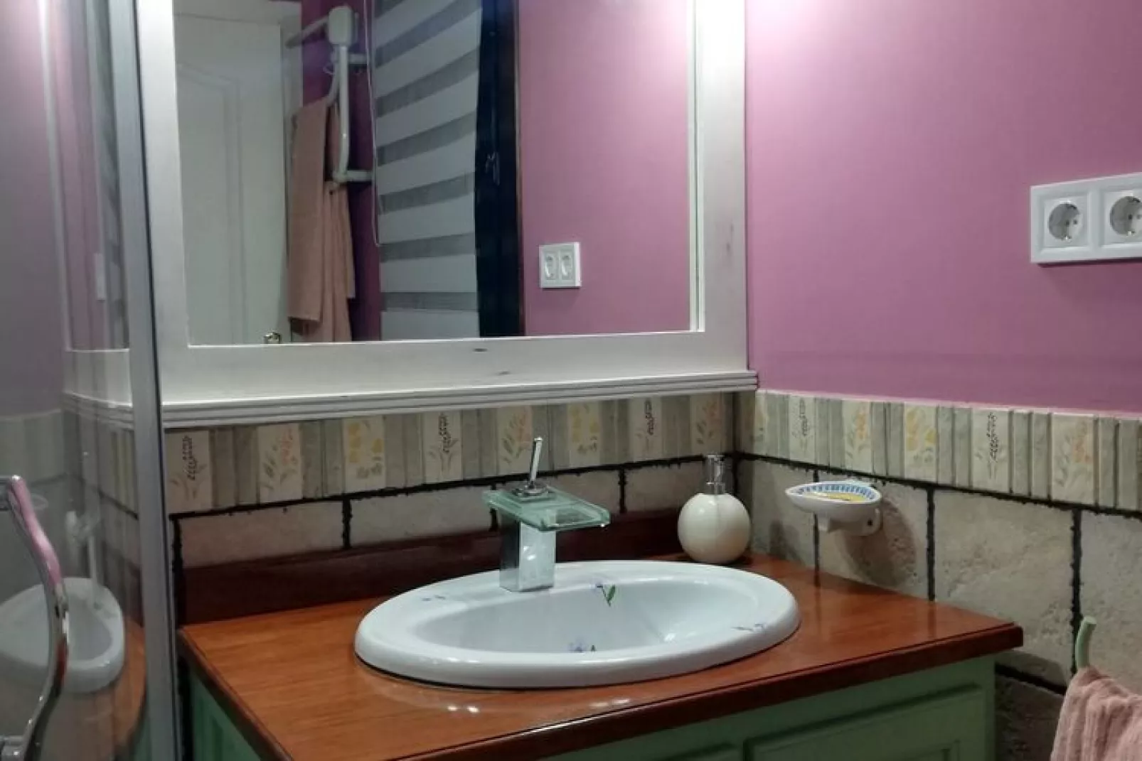 The caprice of Ros Mery-Bathroom