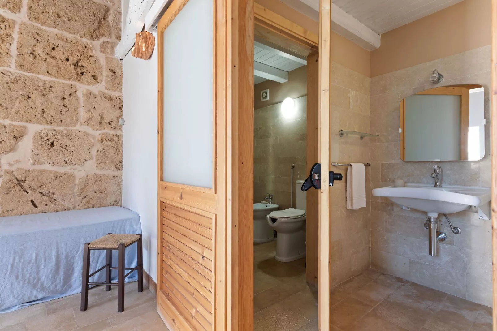 Terramater-Bathroom