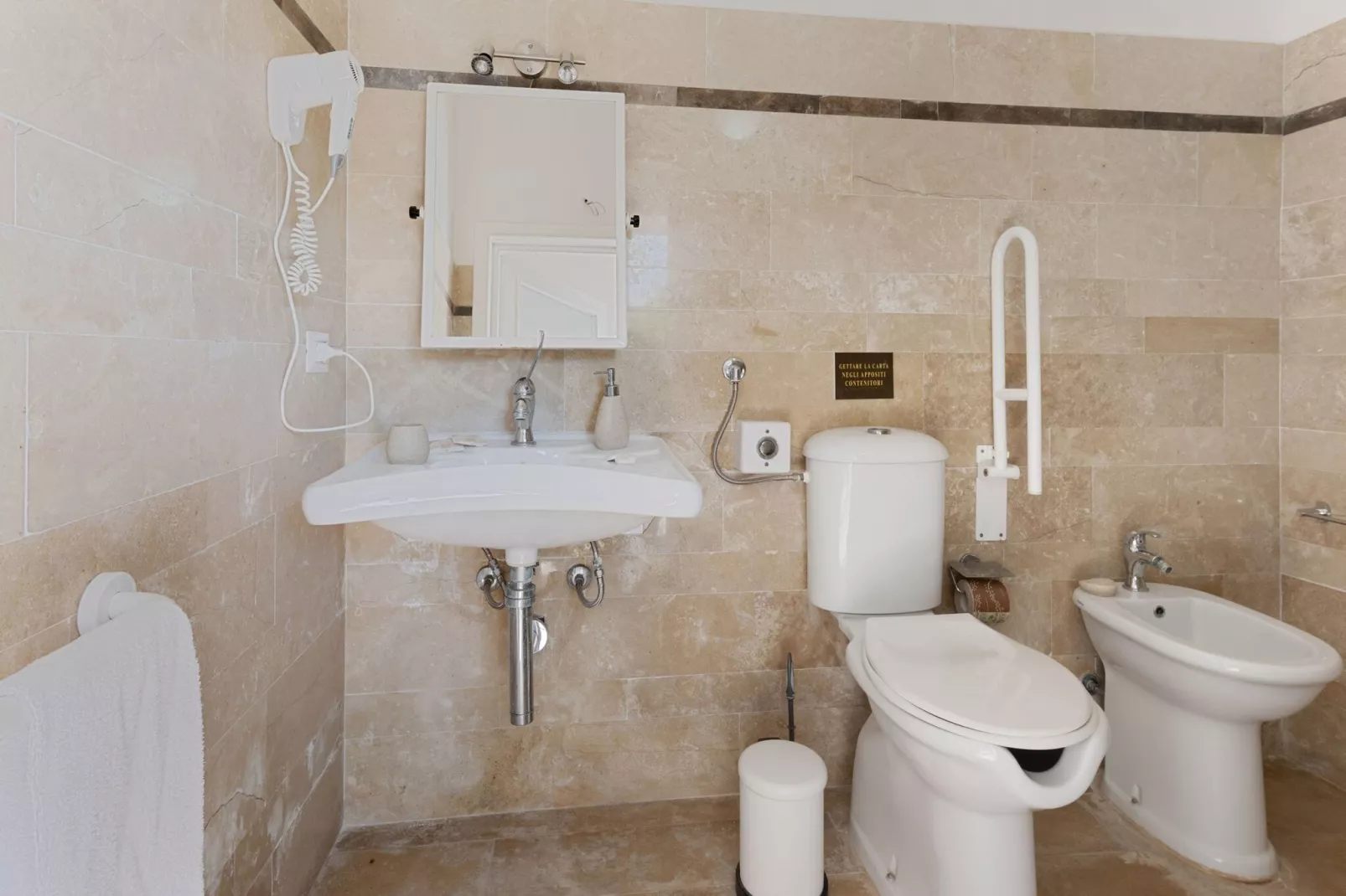 Terramater-Bathroom