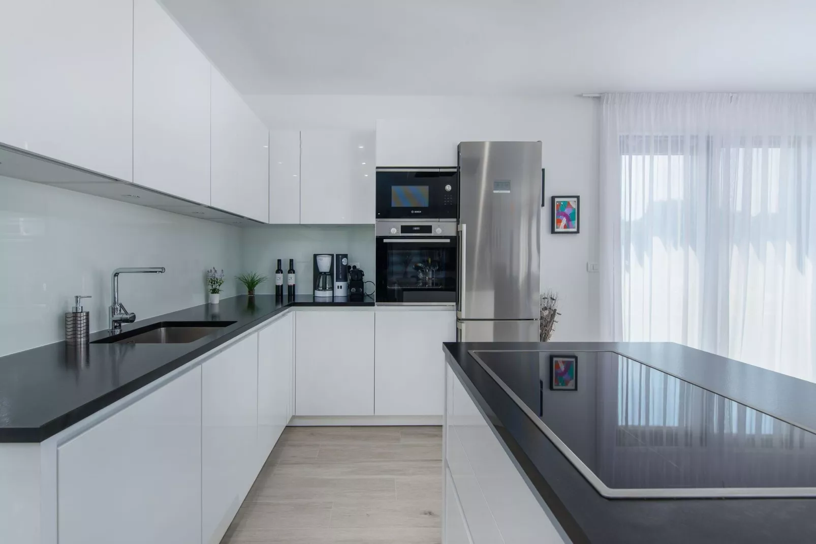 Colonia-Kitchen