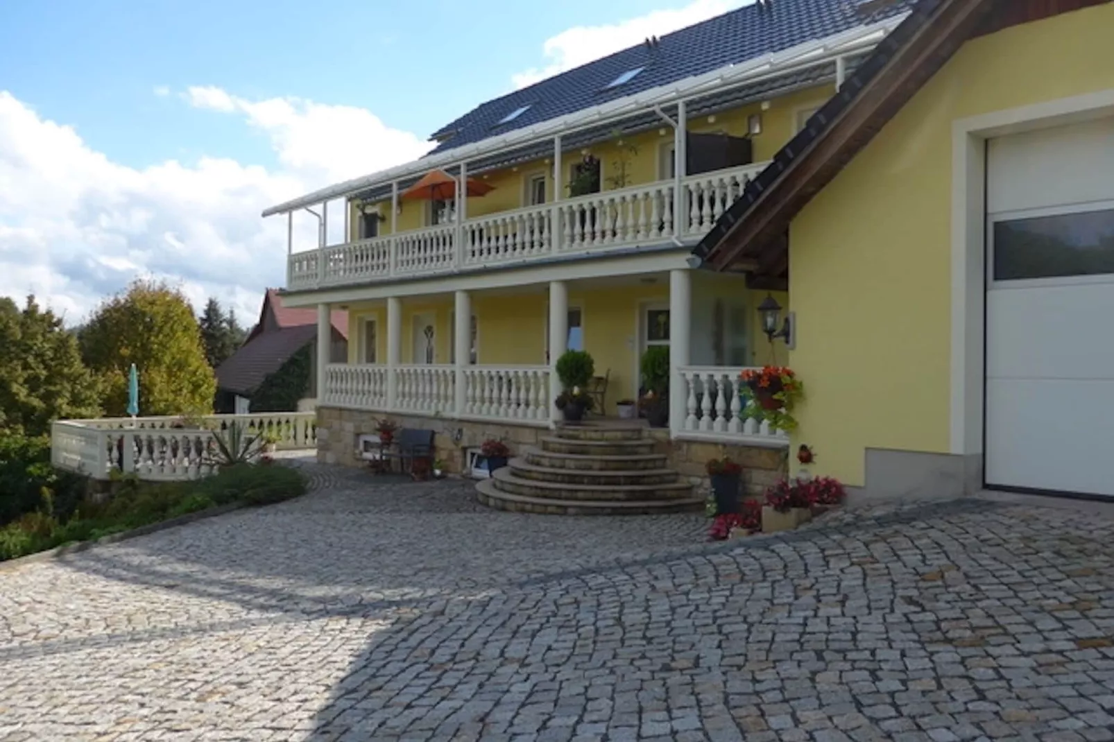 Naturlounge 3-Exterior summer