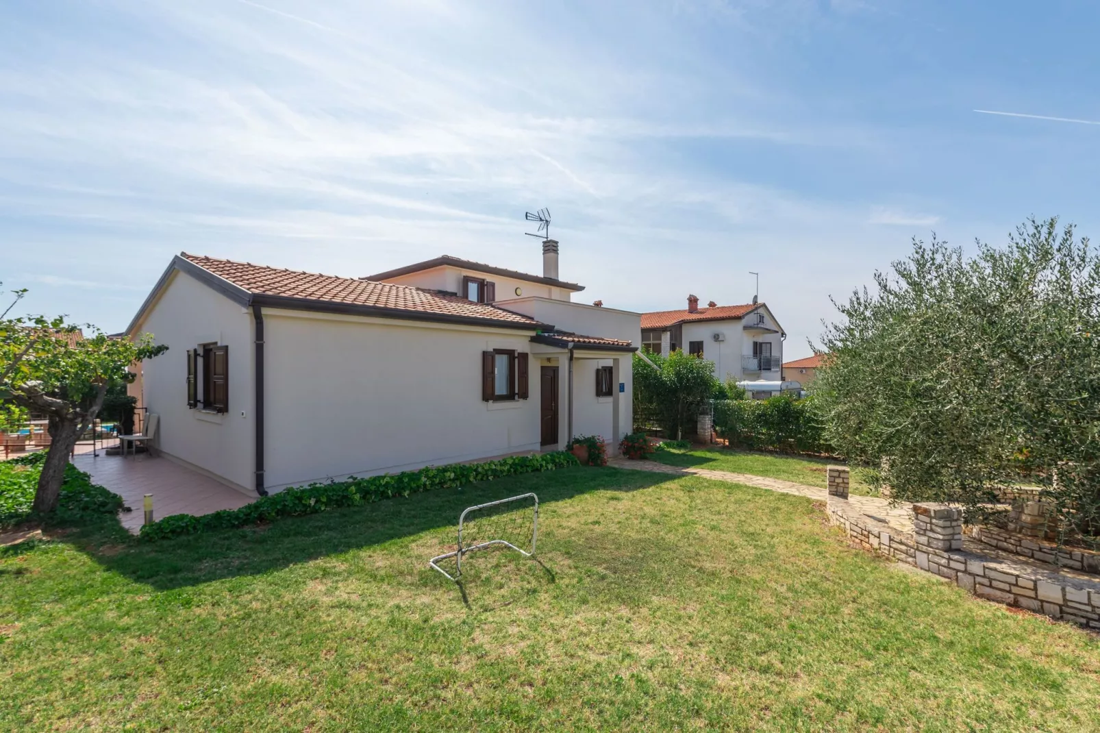 Villa Lucas-Exterior summer