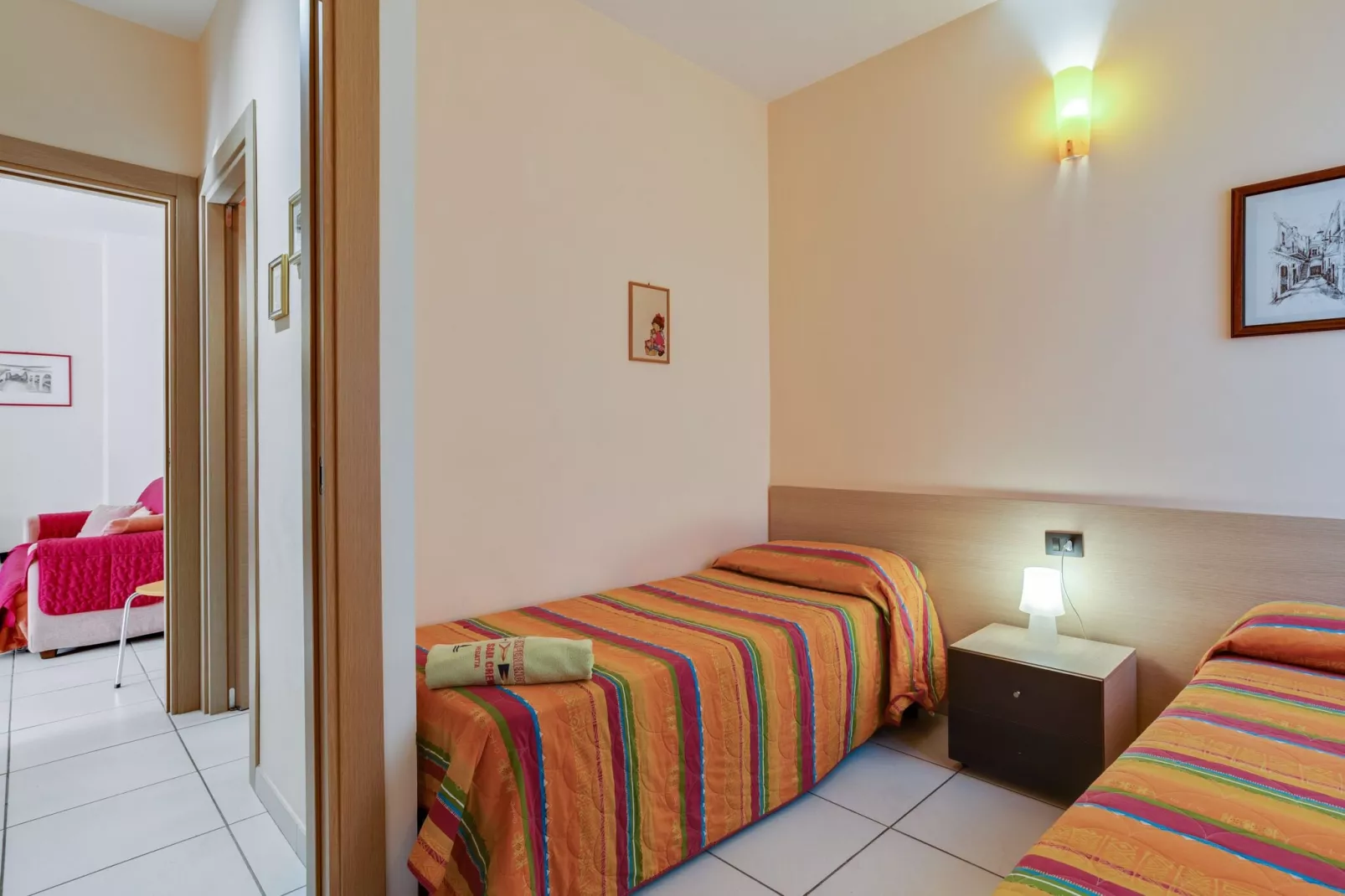 Ambra-Bedroom