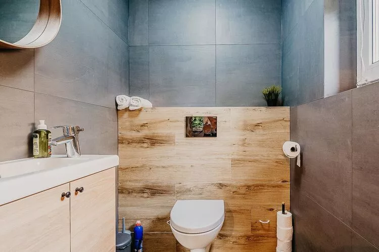Holiday homes in Nadole-Salle de bain