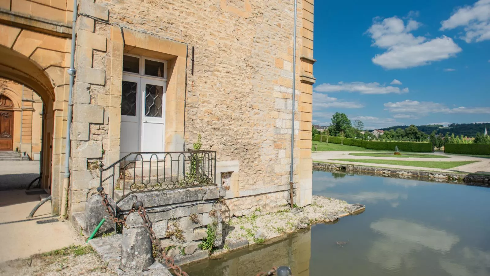 Gite du Bois-Areas summer 1km