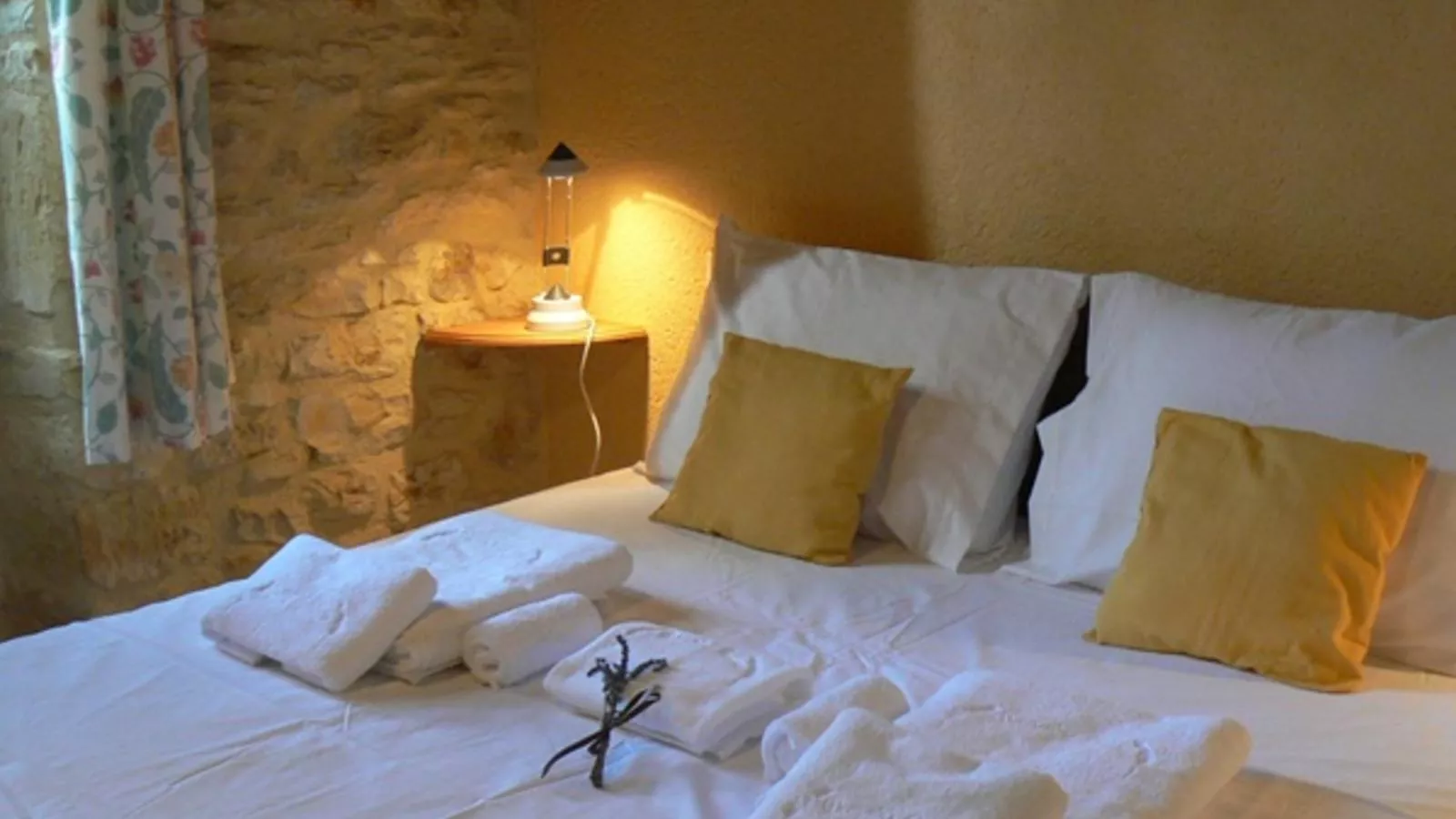 Tournesol-Bedroom