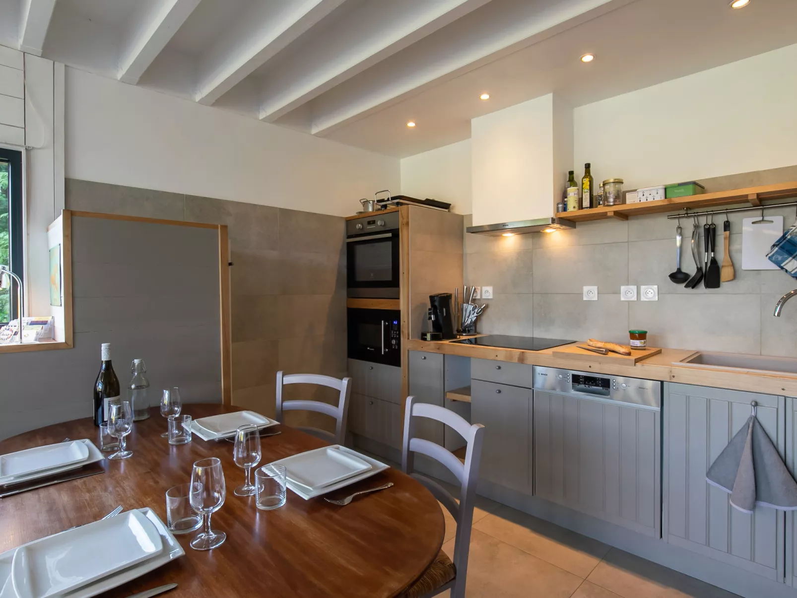 L'Atelier-Inside